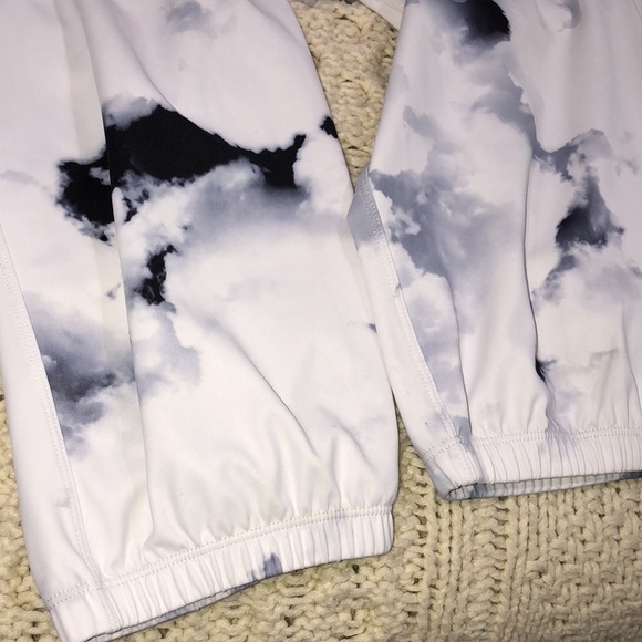 Athletic cozy jogger tie dye pants size large - Picture 6 of 7